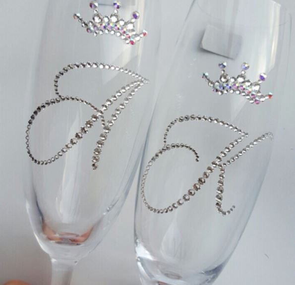 Украшение свадебных бокалов