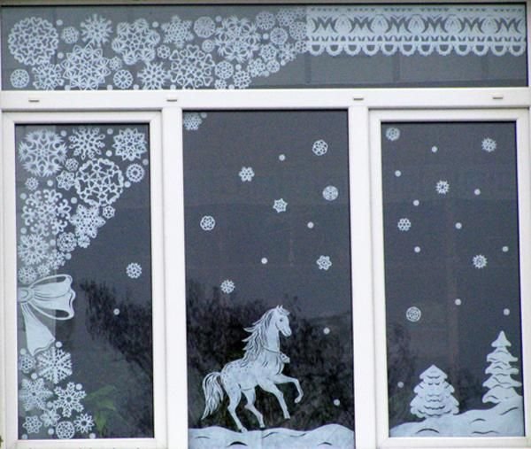 Шторы из снежинок на окна