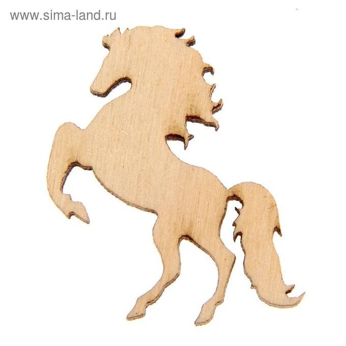 Резная лошадь из фанеры