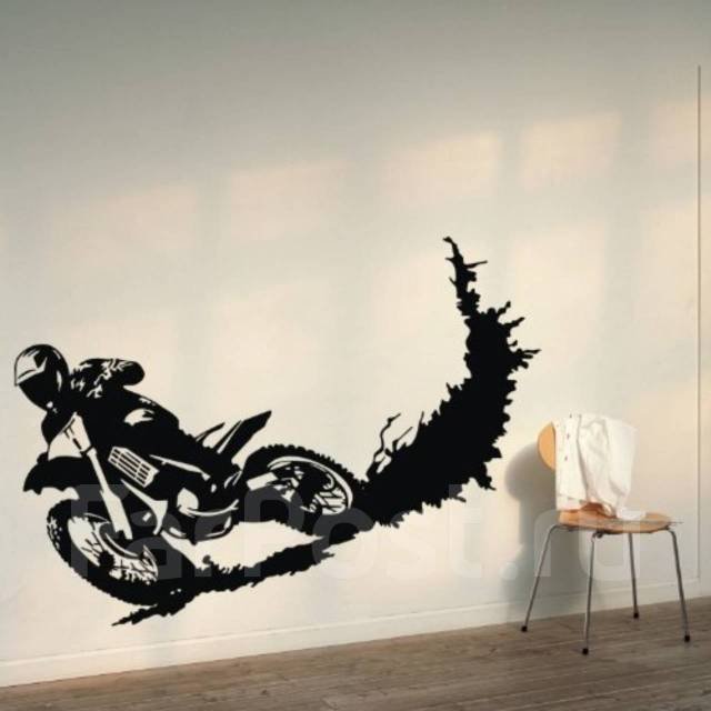 Аэрография мотоцикла на стене