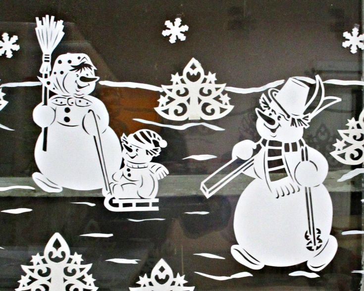 Новогодние композиции на окна из бумаги