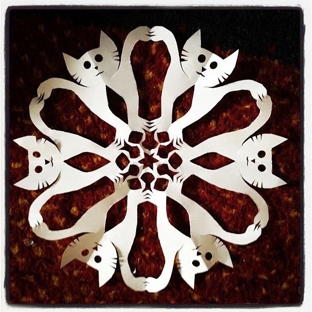 Снежинка в виде кота