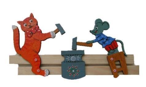 Деревянная игрушка кузнецы