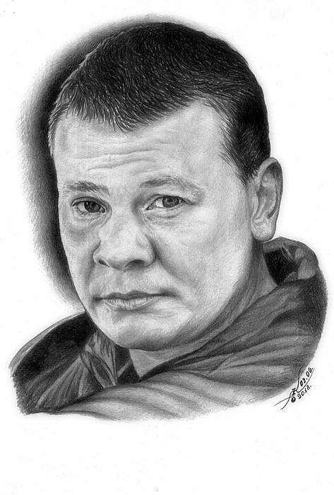 Портреты артистов карандашом