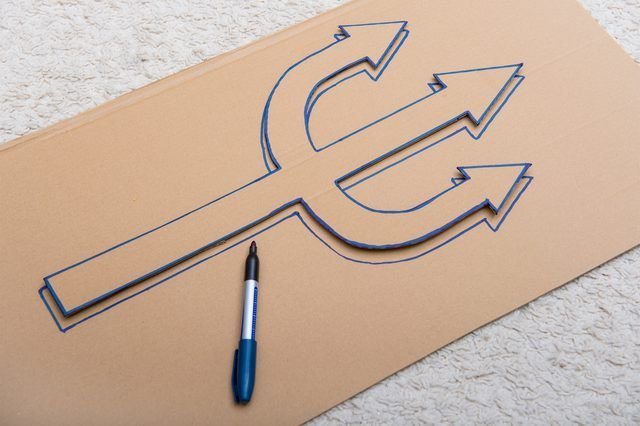 Трезубец трафарет