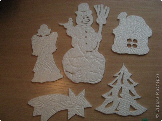 Новогодние игрушки из потолочной плитки