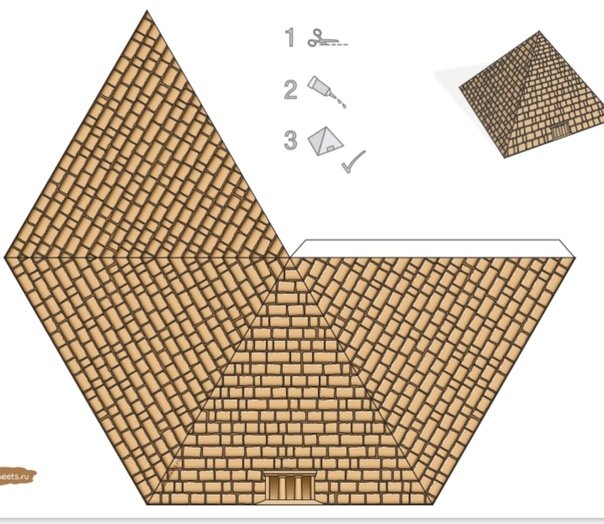 Макет пирамиды Хеопса