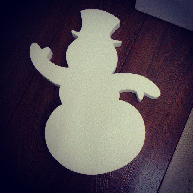 Новогодние фигуры из потолочной плитки