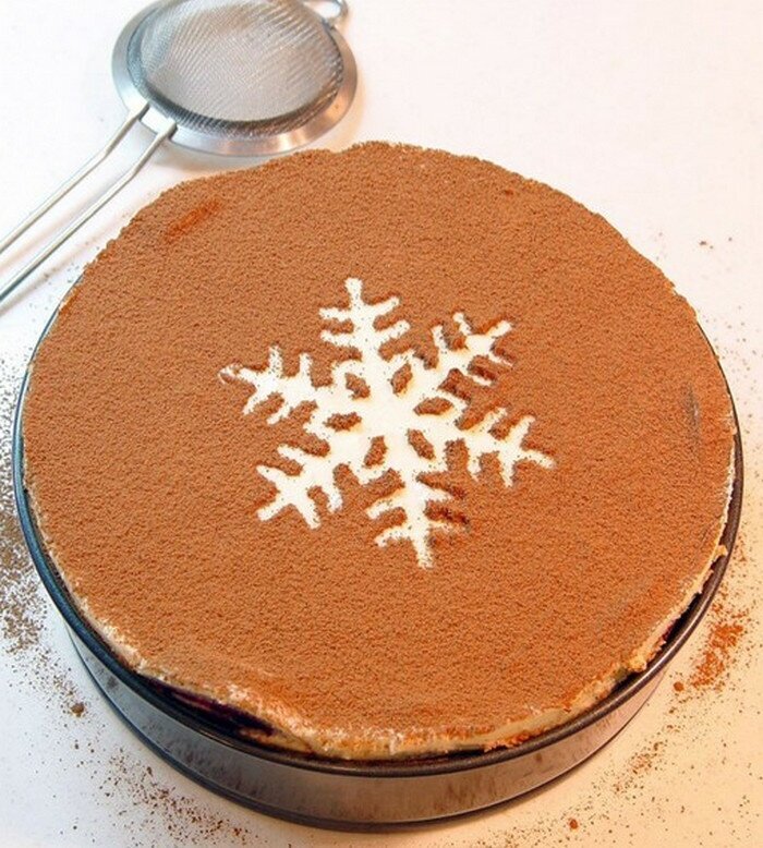 Украшение торта сахарной пудрой