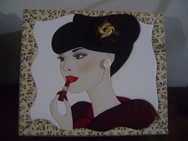 Аппликация на пенопласте из ткани