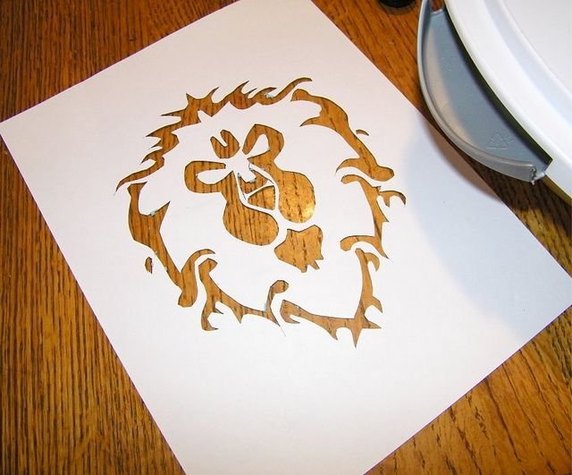 Трафарет Льва