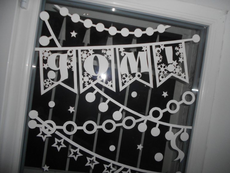 Новогодние флажки украшение для окон