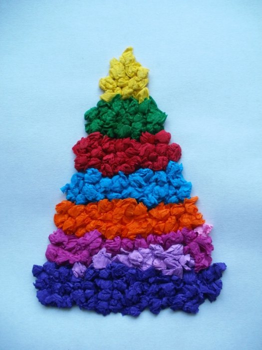 Елка из салфеток разноцветная