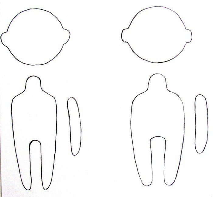 Выкройки маленьких куколок