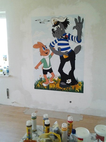 Мультгерои на стене