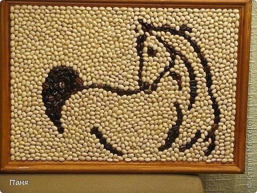 Панно из фасоли и гороха