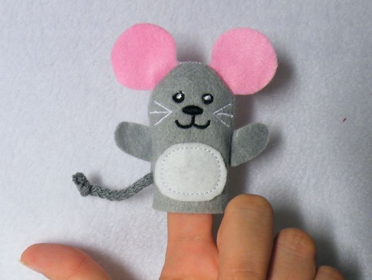 Мышка из фетра на пальчик