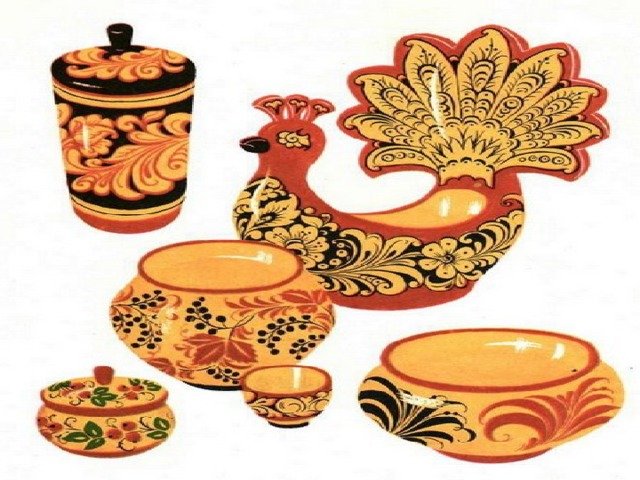 Разукрашенная деревянная посуда