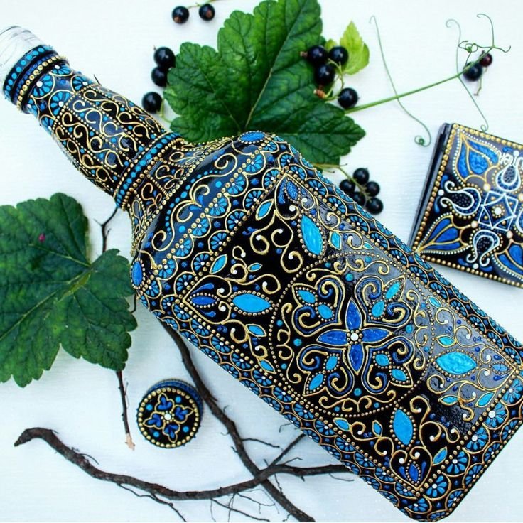 Точечная роспись бутылок