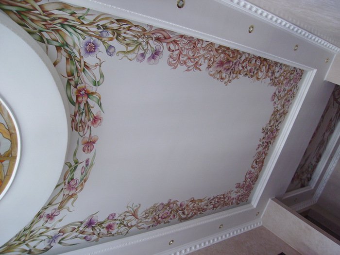 Художественная роспись потолков