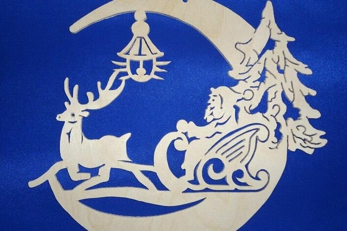 Новогодние украшения для выпиливания