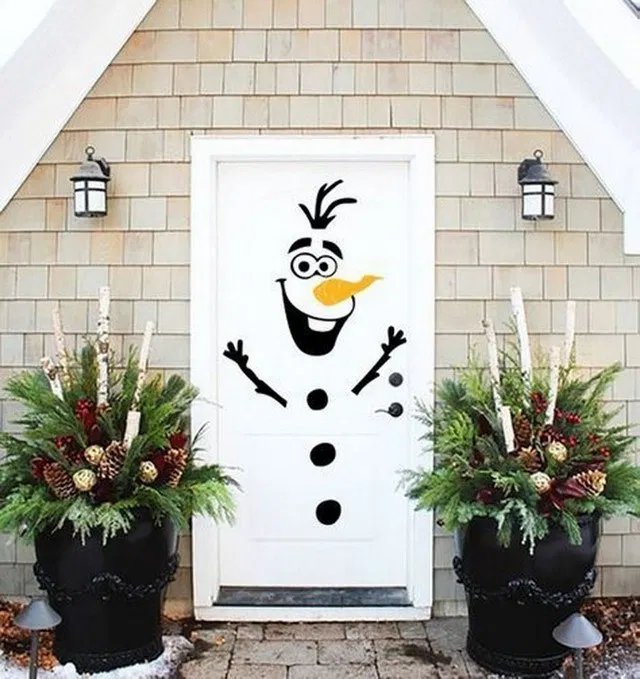 Снеговик декор на дверь
