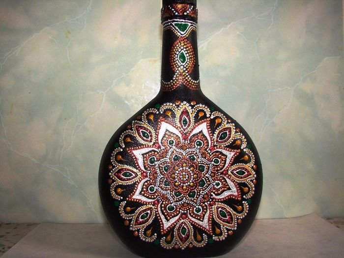 Точечная роспись графинчика