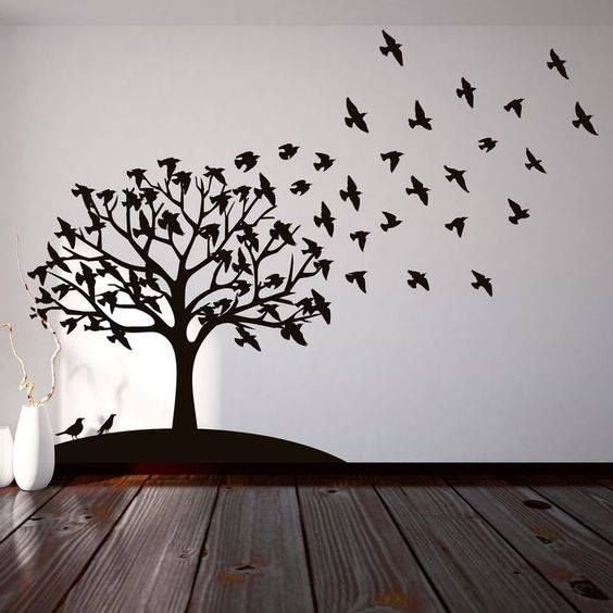 Дерево на стене