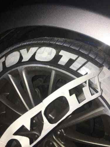 Наклейка Toyo Tires
