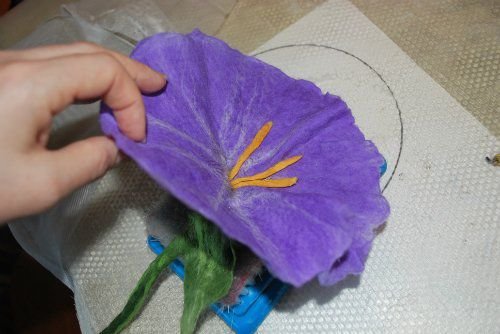 валяние цветка