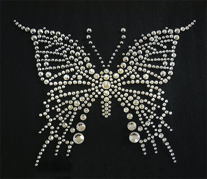 Вышивка бусинами и стразами