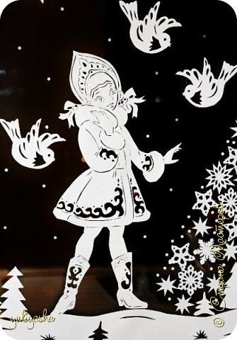 Вырезка Снегурочки на окно