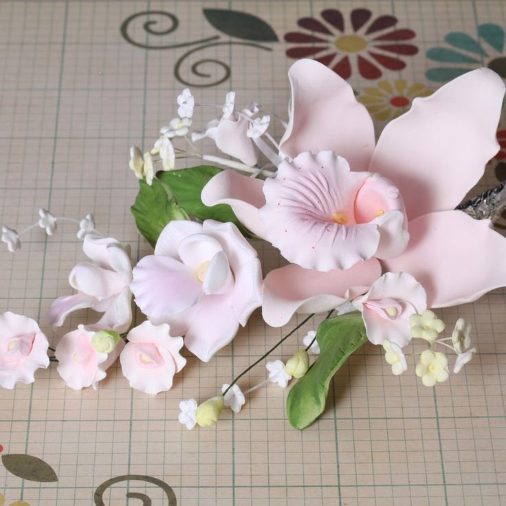 Цветы из сахарной мастики