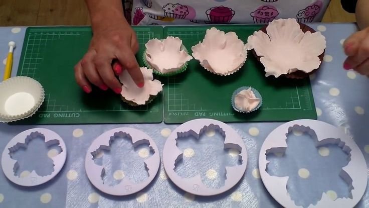 Цветы из мастики для торта