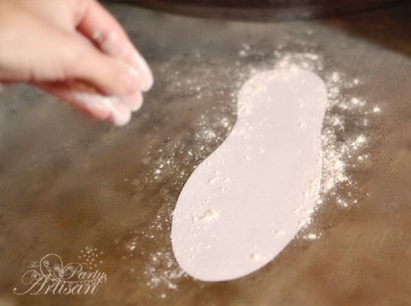 Следы Деда Мороза из муки