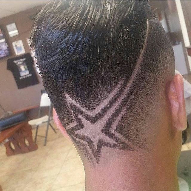 Стрижки звезд