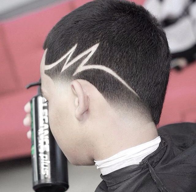Стрижка с рисунком для мужчин