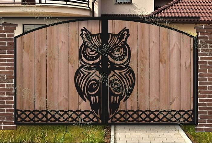 Ворота с изображением животных