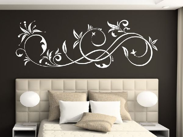 Узоры на стене