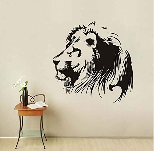 Лев на стене