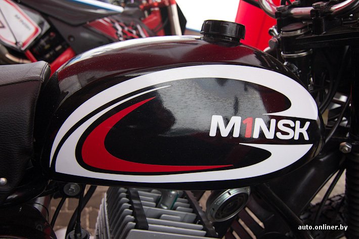 Наклейки на бак мотоцикла Минск