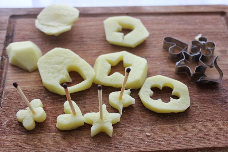 Штампики из картошки