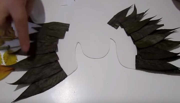 совы из листьев