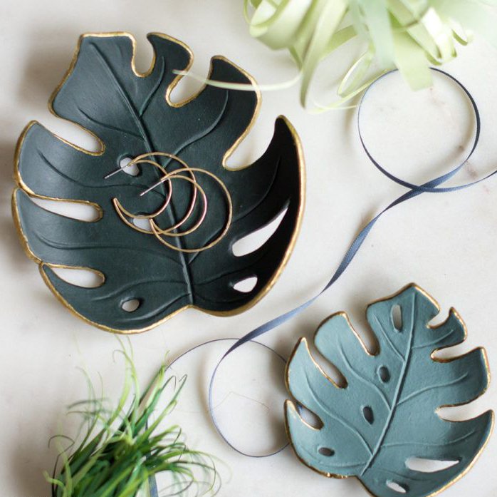 Блюдце для украшений