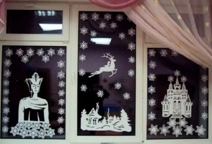 Сказочное украшение окон