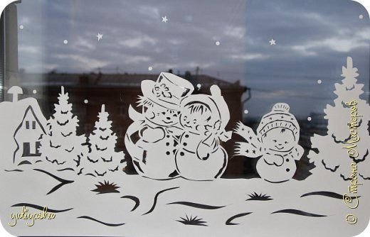 Новогодние украшения на окна сугробы