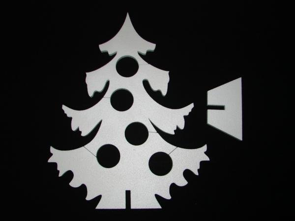 Елка для вырезания из пенопласта