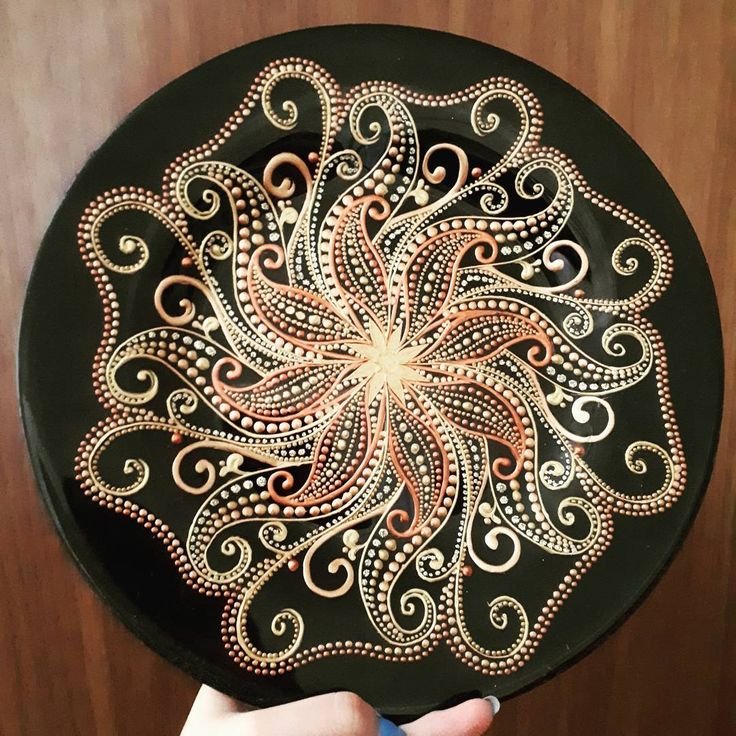 Точечная роспись контурами