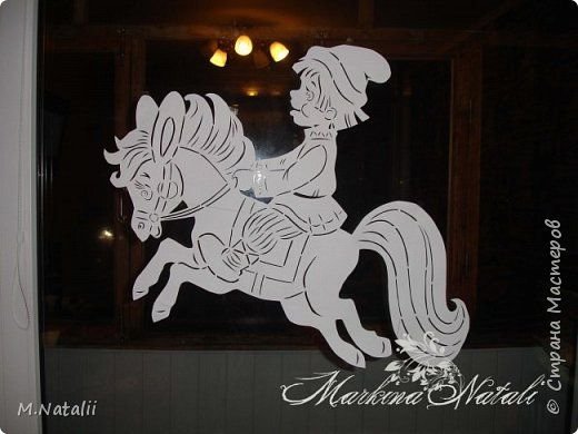 Украшение окон по мотивам сказок конек горбунок