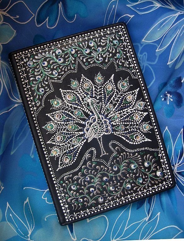 Точечная роспись блокнота